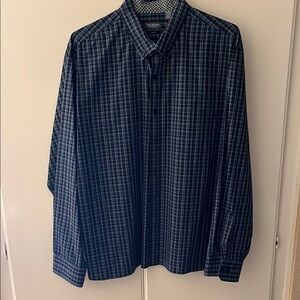 Van Heusen “never tuck” plaid button down